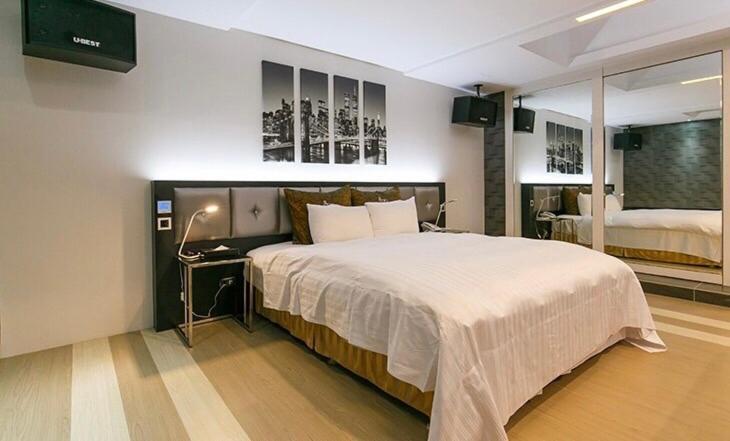 Soho Motel Taoyuan Eksteriør billede