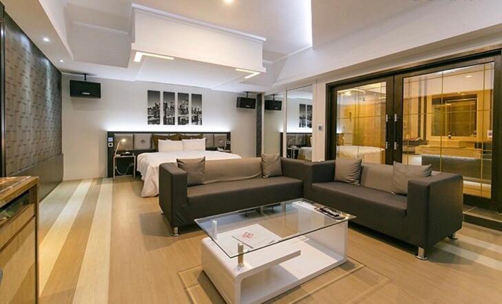 Soho Motel Taoyuan Eksteriør billede