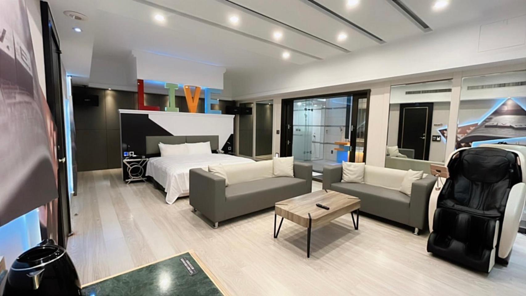 Soho Motel Taoyuan Eksteriør billede