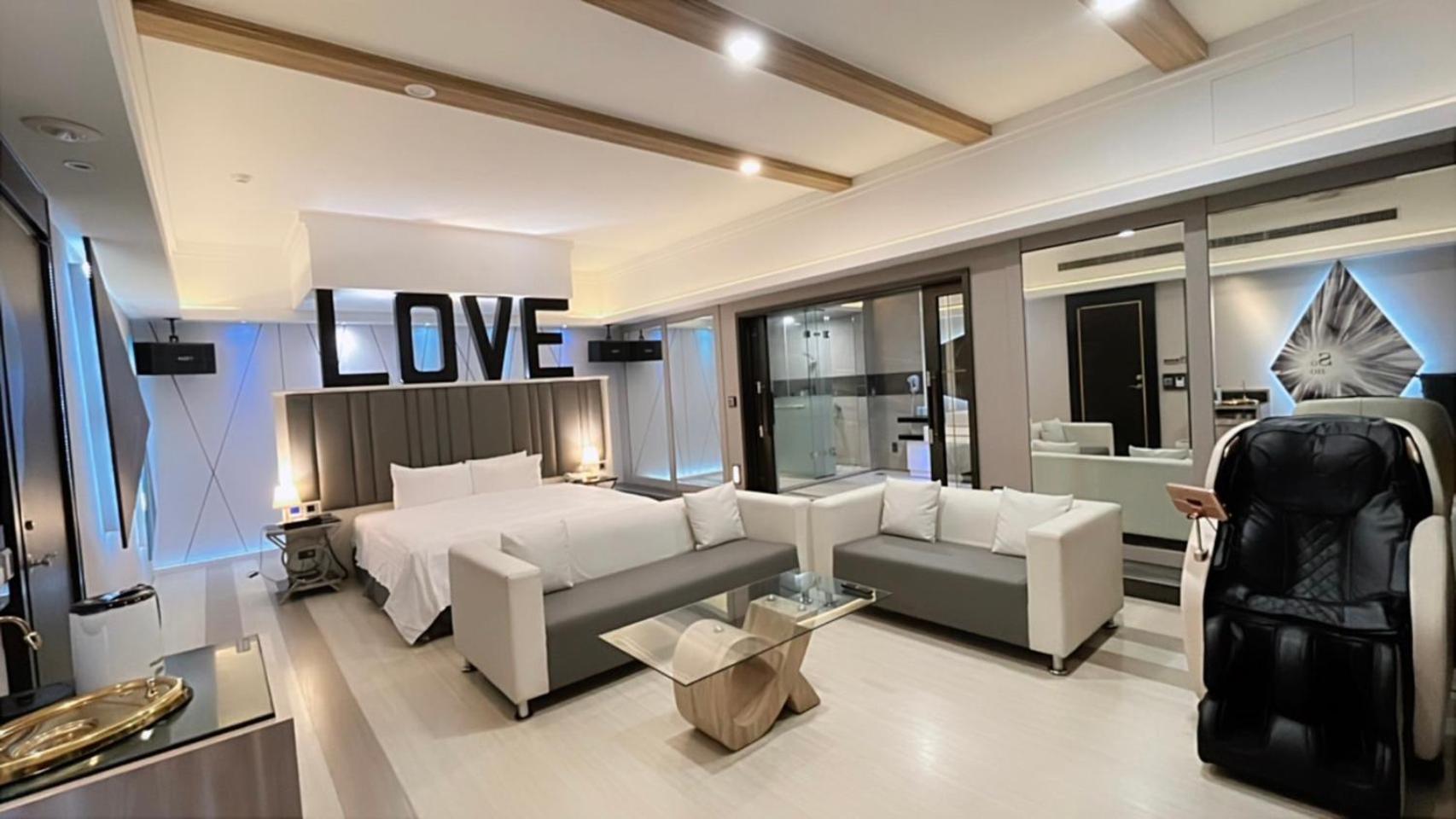 Soho Motel Taoyuan Eksteriør billede